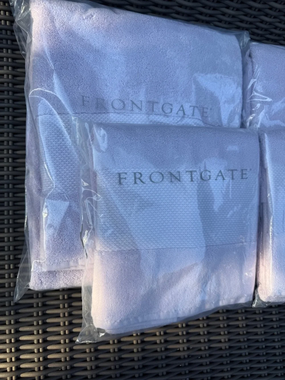 Frontgate Resort Bath Towel Bundle - NWT
